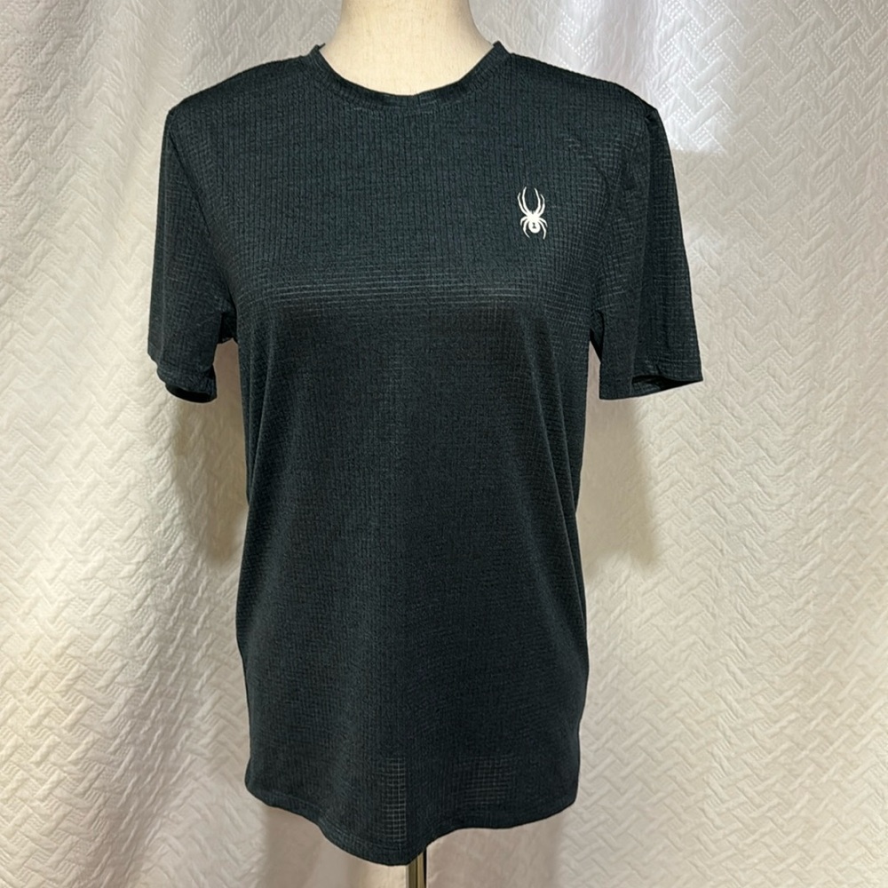 Spyder Active T Shirt Pit To Pit 18 1/2” Green S/M